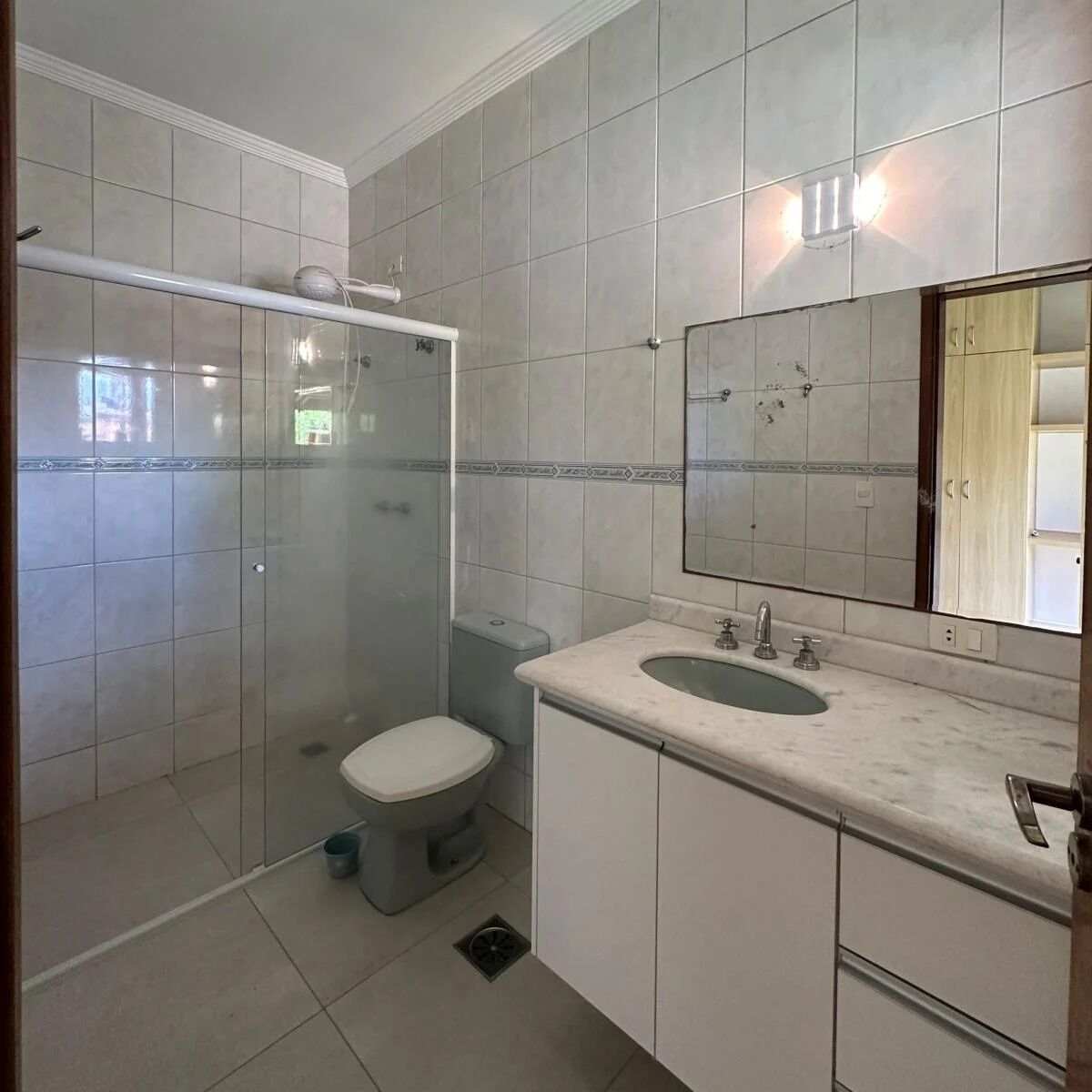 Casa de Condomínio para alugar com 4 quartos, 600m² - Foto 24