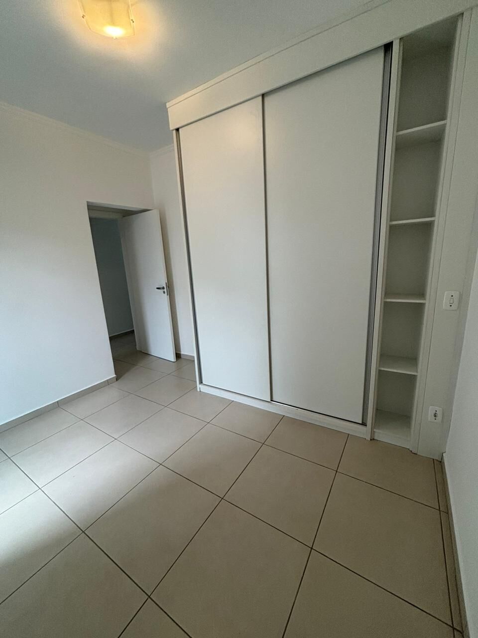 Apartamento à venda com 3 quartos, 115m² - Foto 12