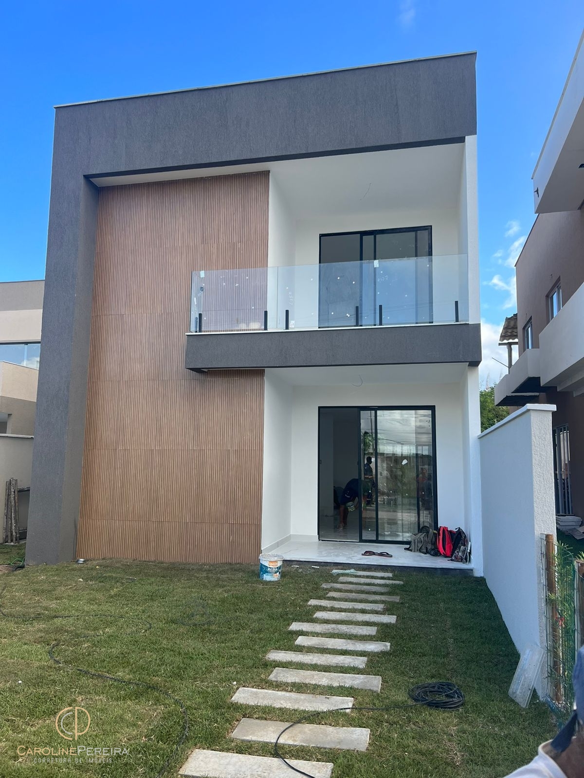 Casa à venda com 4 quartos, 146m² - Foto 1