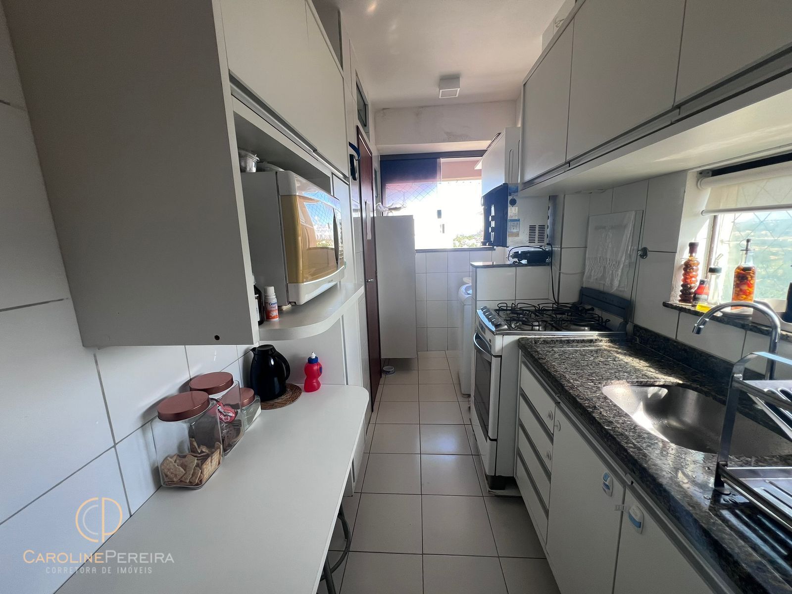 Apartamento à venda com 2 quartos, 78m² - Foto 4