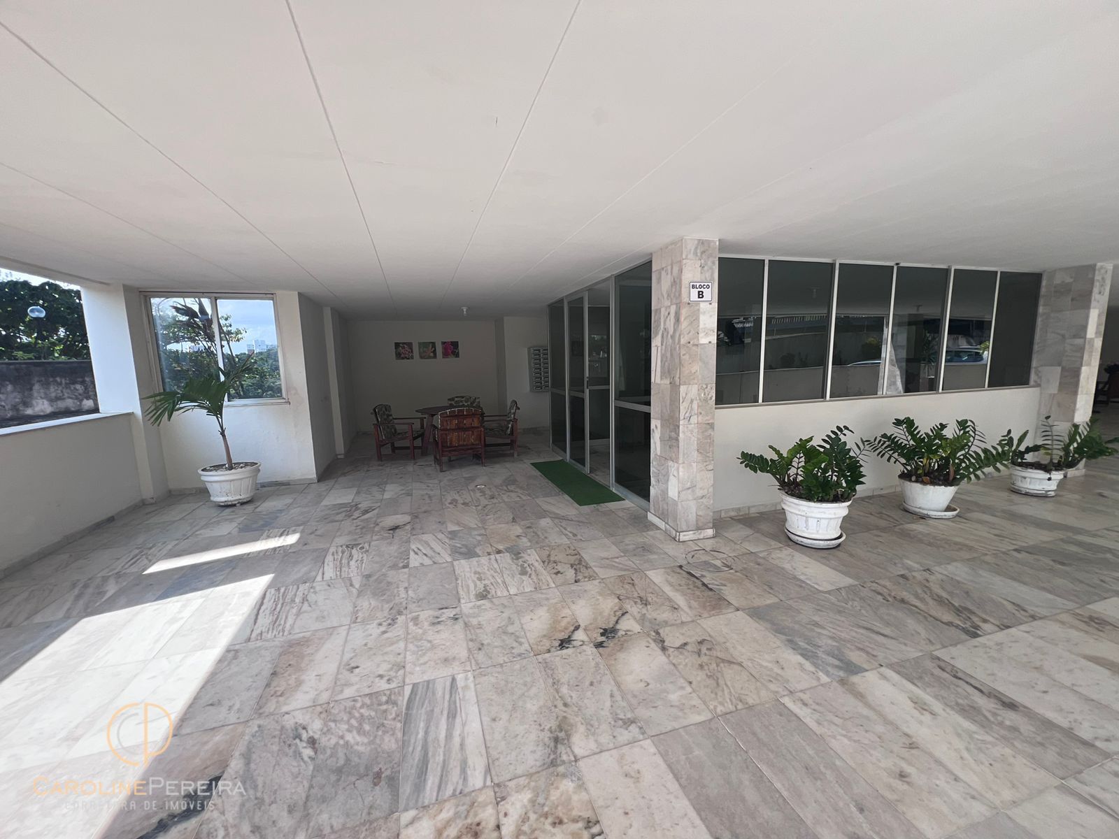 Apartamento à venda com 2 quartos, 73m² - Foto 6