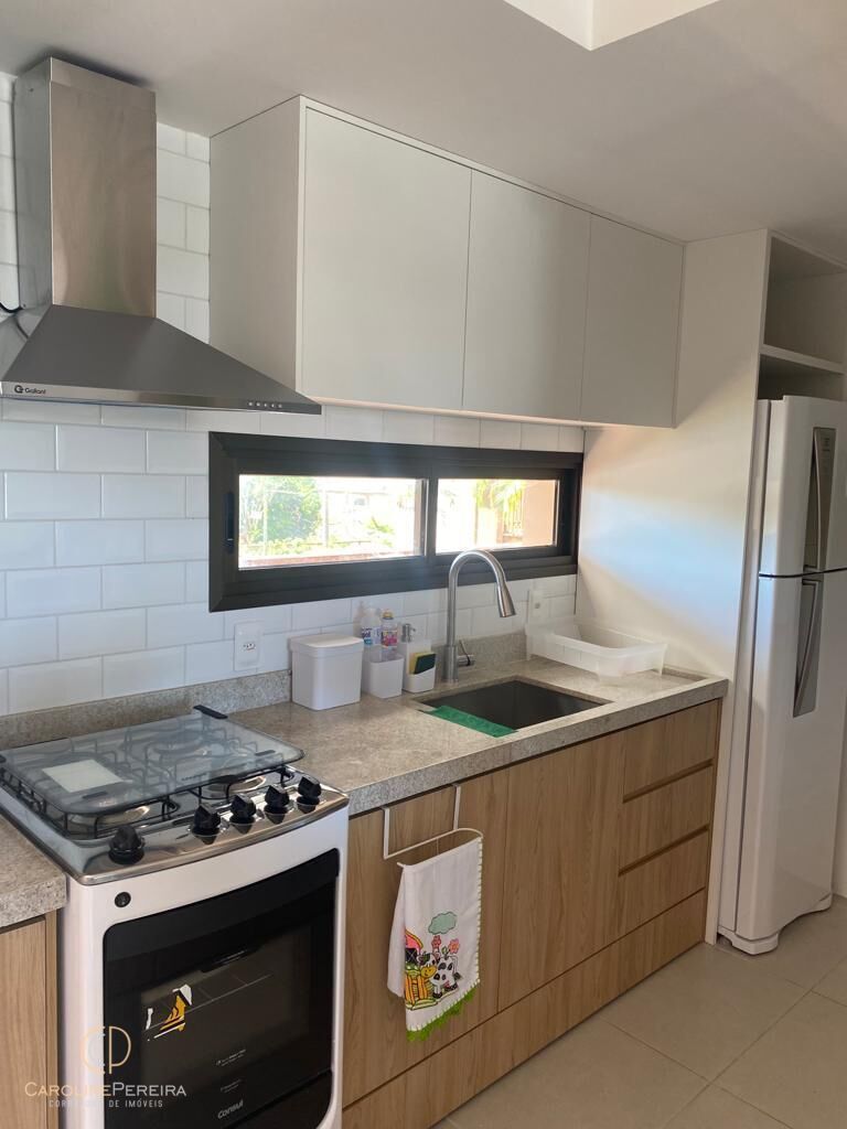 Apartamento à venda com 3 quartos, 70m² - Foto 2