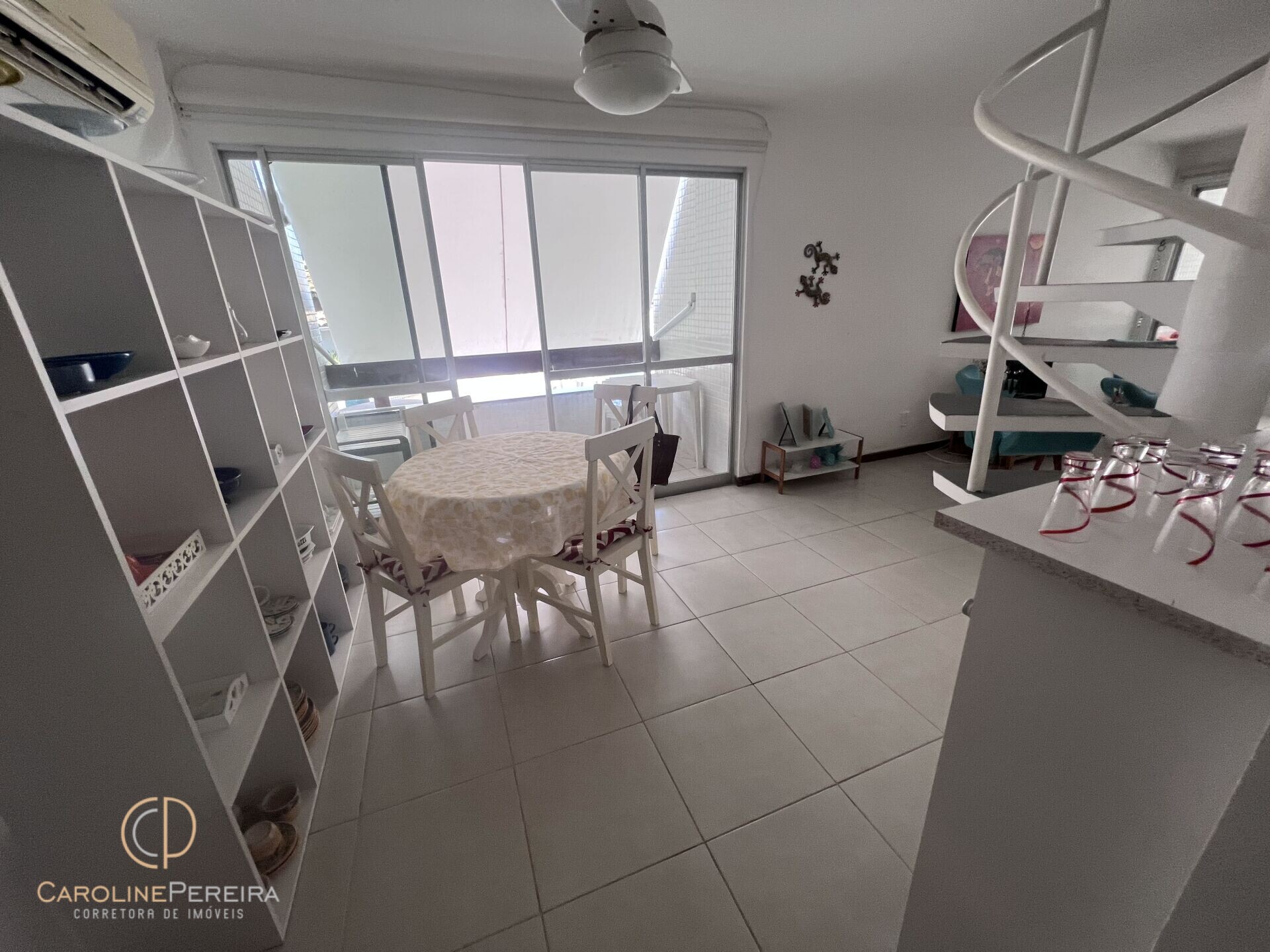 Casa à venda com 2 quartos, 110m² - Foto 10