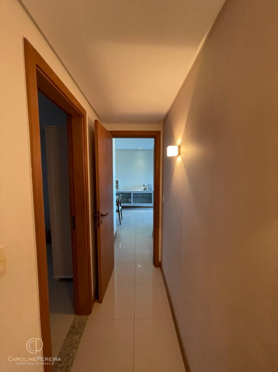 Apartamento à venda com 4 quartos, 200m² - Foto 6