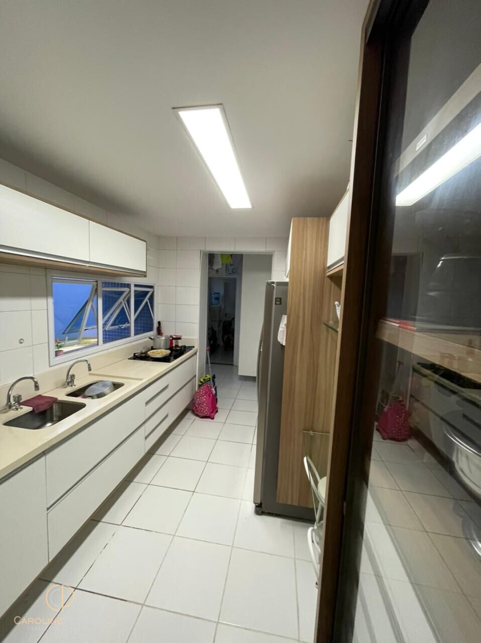 Apartamento à venda com 4 quartos, 200m² - Foto 4