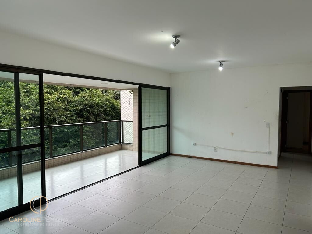 Apartamento à venda com 3 quartos, 130m² - Foto 1