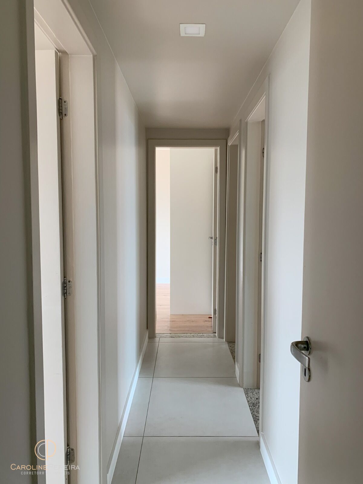 Apartamento à venda com 4 quartos, 183m² - Foto 13