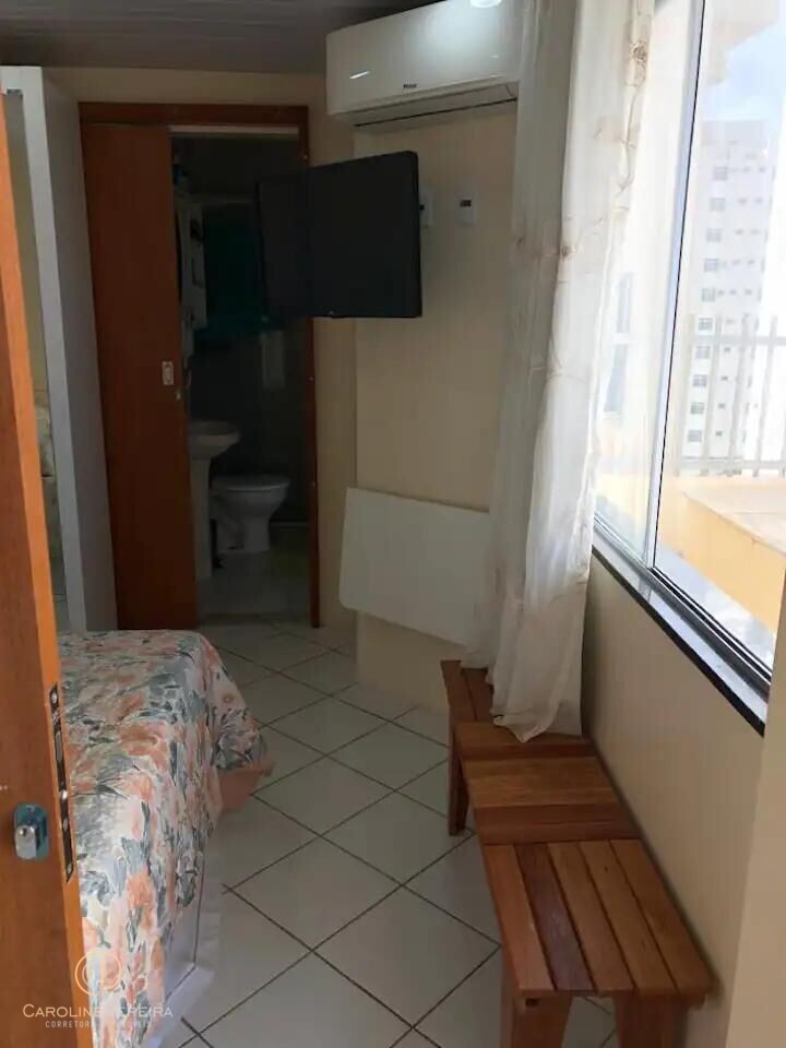 Apartamento à venda com 3 quartos, 220m² - Foto 5