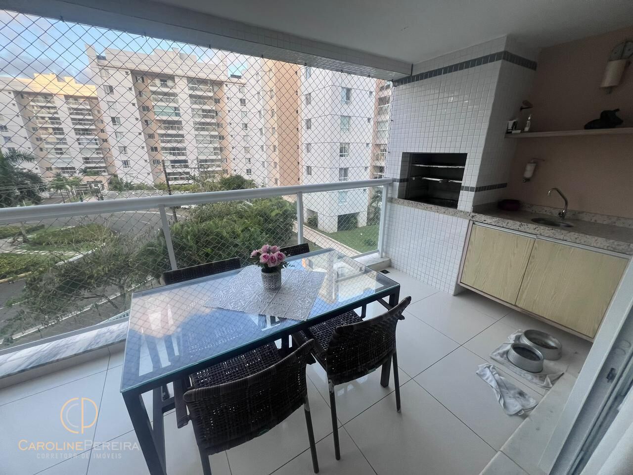 Apartamento à venda com 4 quartos, 131m² - Foto 2