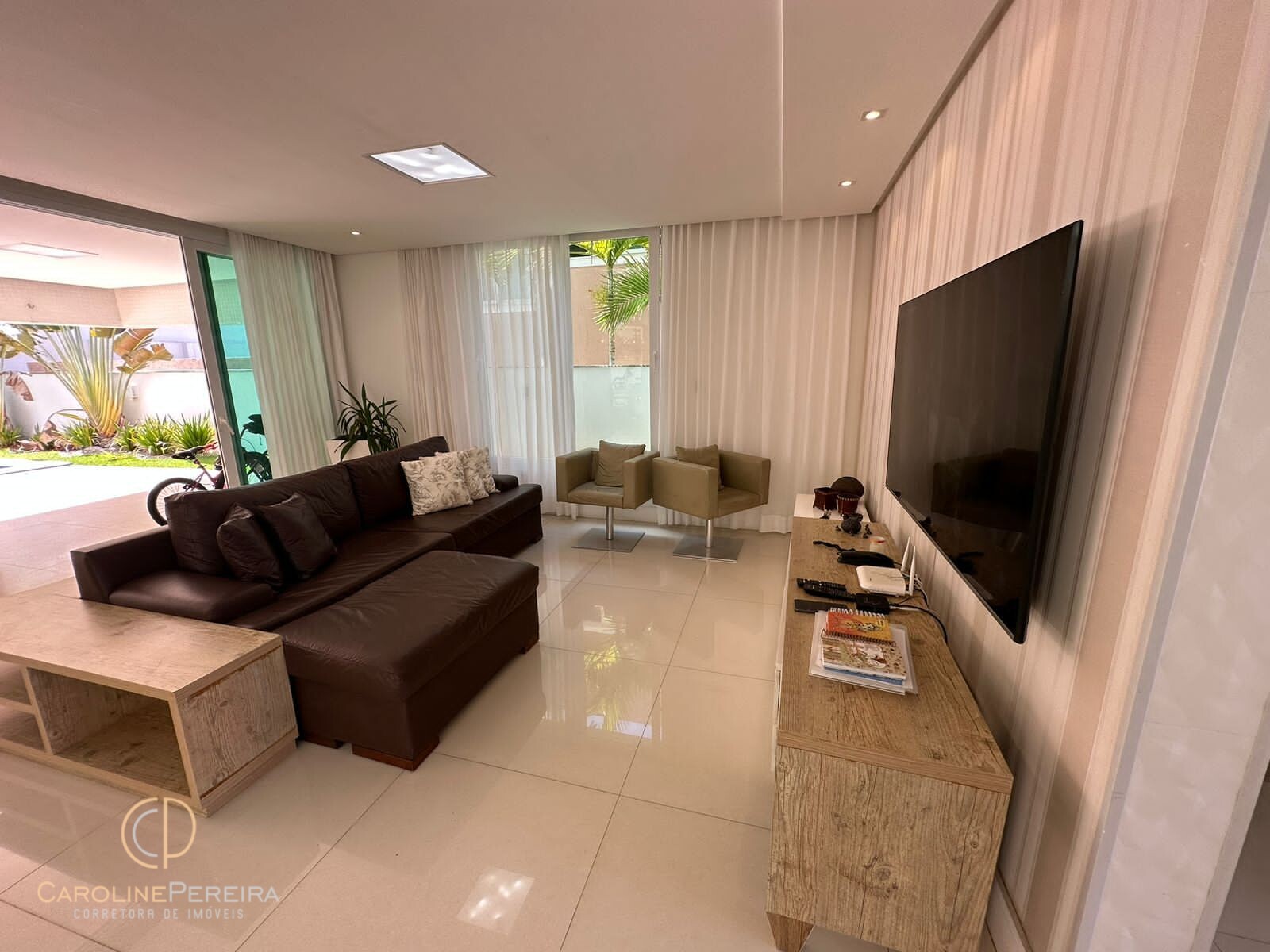 Casa à venda com 4 quartos, 380m² - Foto 4