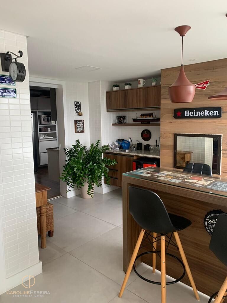 Apartamento à venda com 3 quartos, 180m² - Foto 6