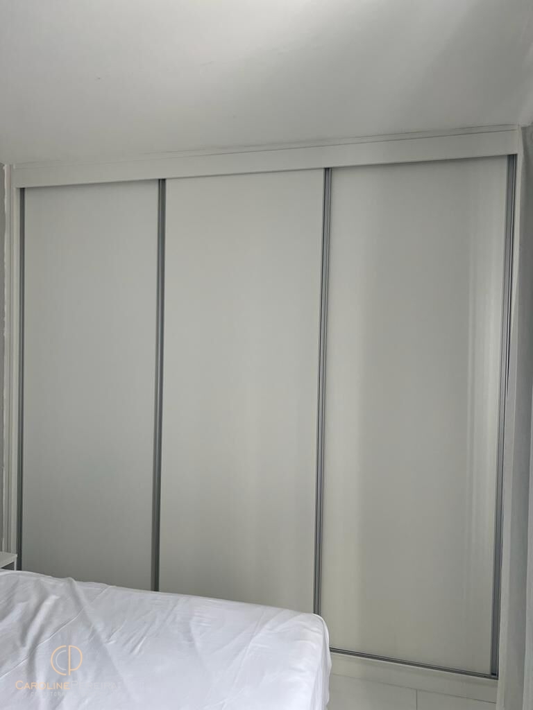 Apartamento à venda com 2 quartos, 64m² - Foto 4