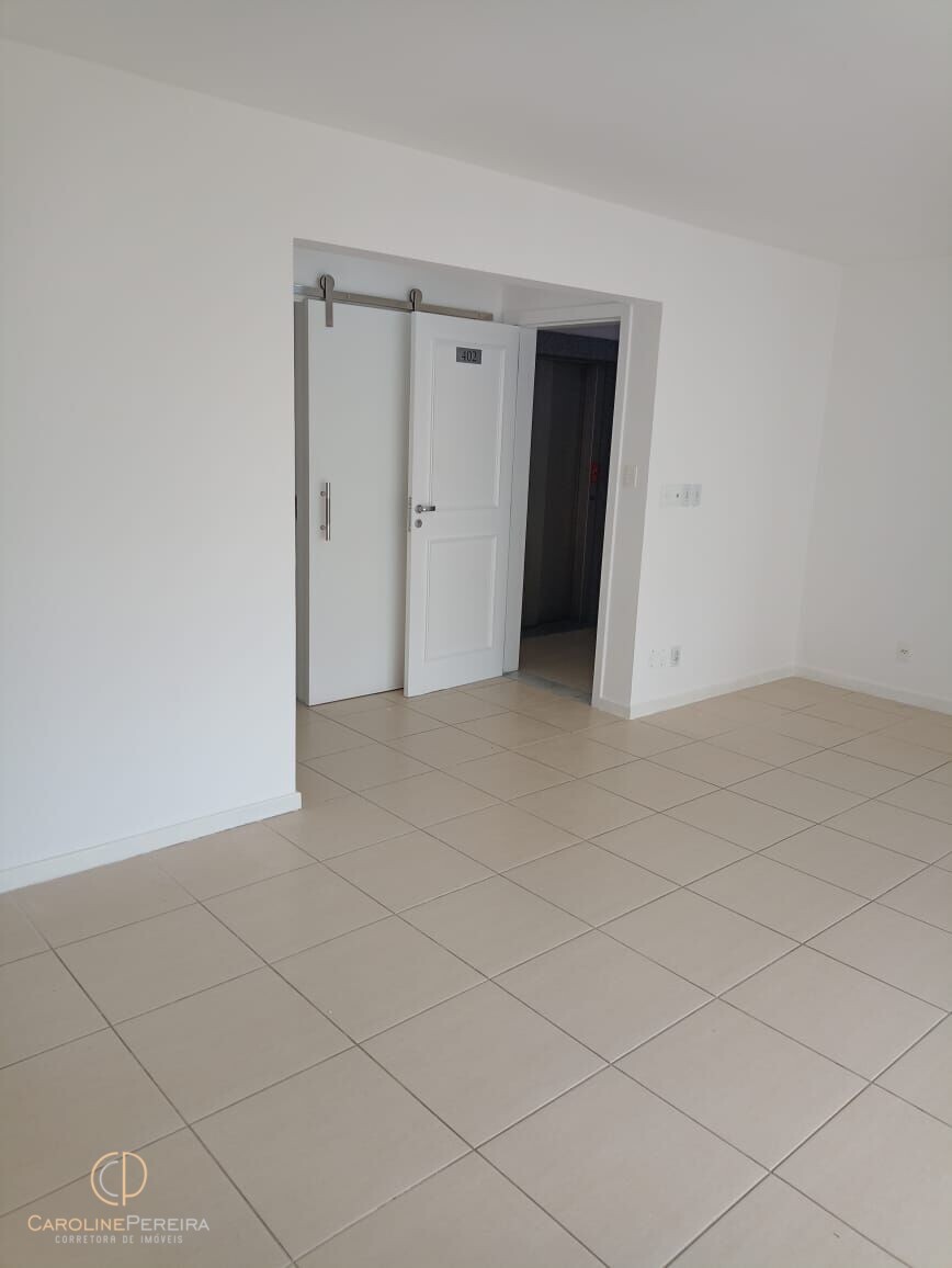 Apartamento à venda com 4 quartos, 131m² - Foto 23