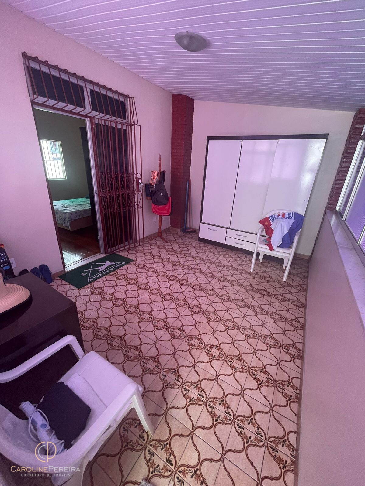 Casa à venda com 3 quartos, 200m² - Foto 2