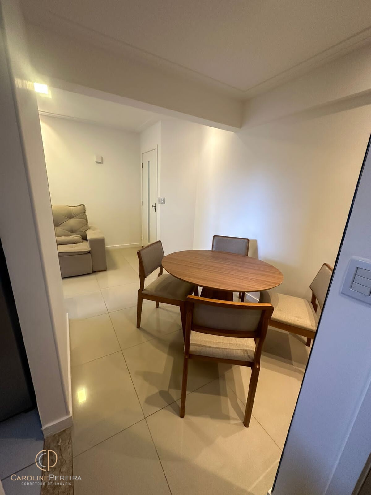 Apartamento à venda com 2 quartos, 53m² - Foto 4