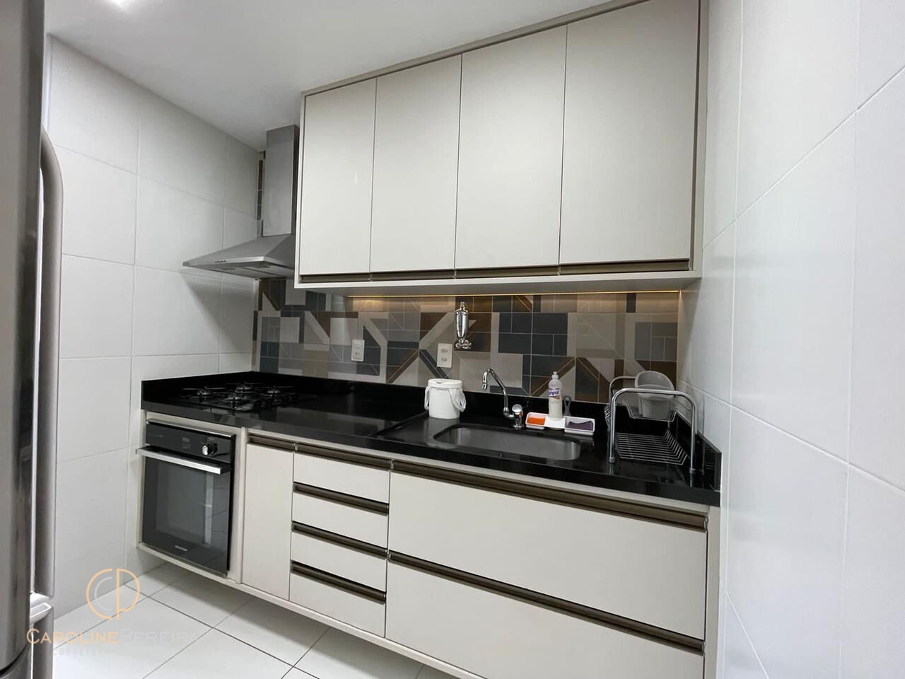 Apartamento à venda com 2 quartos, 85m² - Foto 9