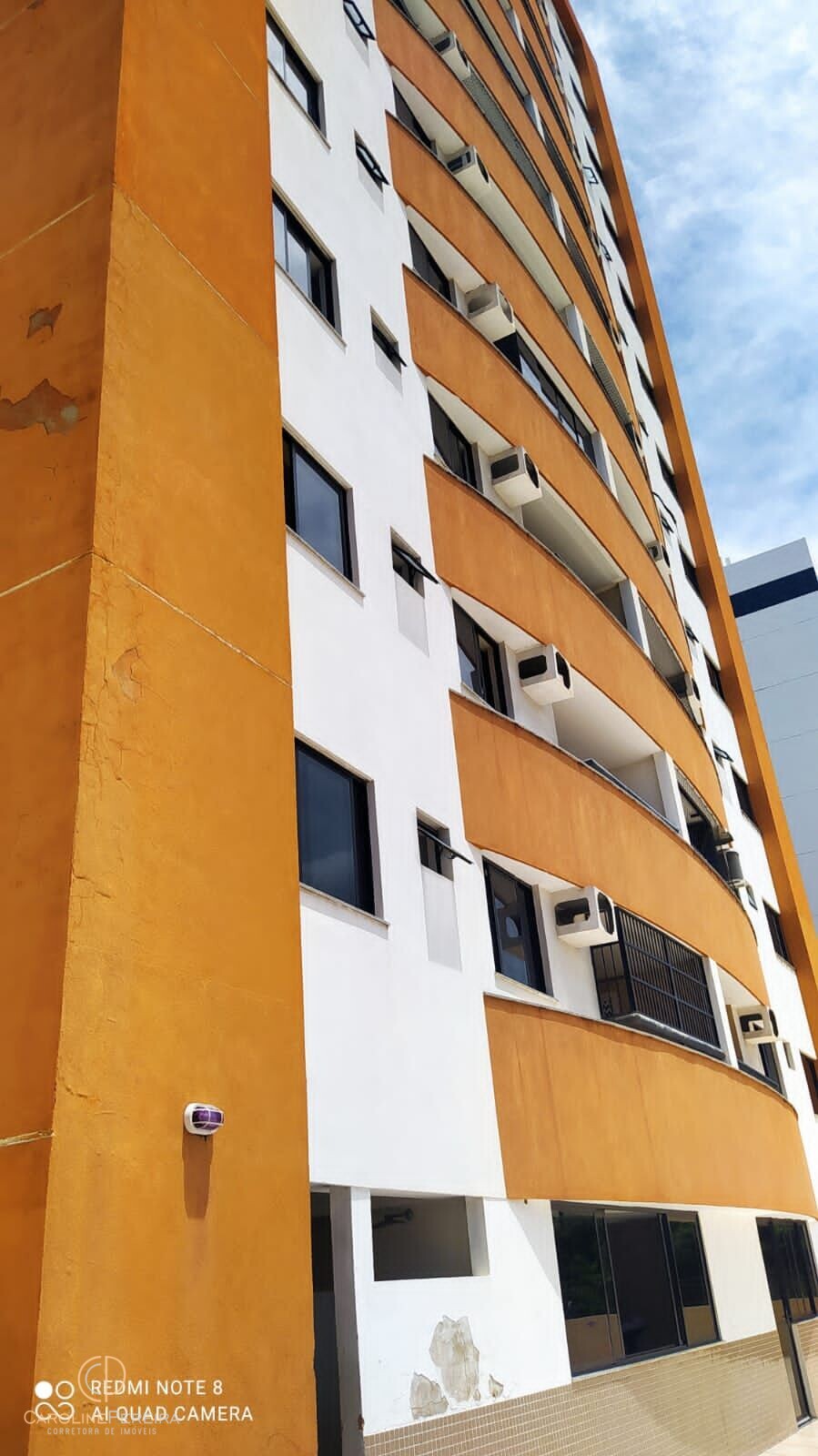 Apartamento à venda com 3 quartos, 85m² - Foto 2