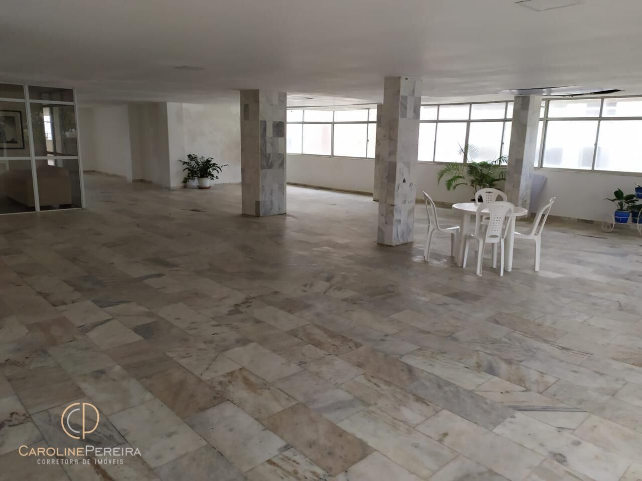 Apartamento à venda com 3 quartos, 95m² - Foto 17