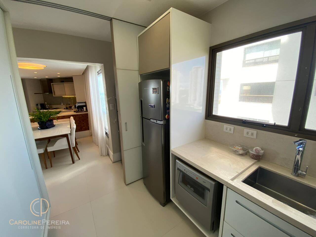 Apartamento à venda com 4 quartos, 276m² - Foto 22