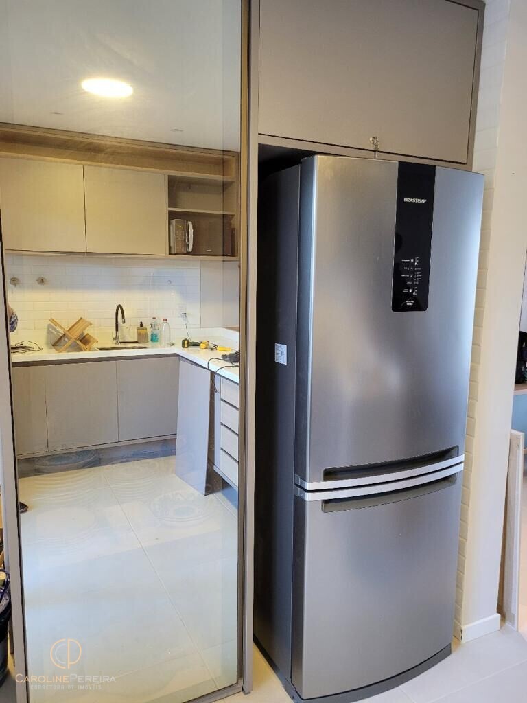 Apartamento à venda com 3 quartos, 159m² - Foto 13