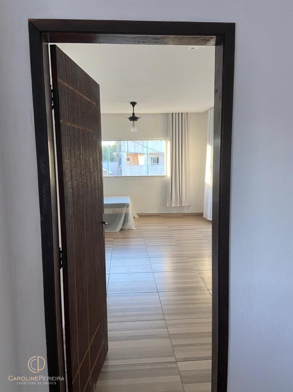 Casa para alugar com 5 quartos, 250m² - Foto 15