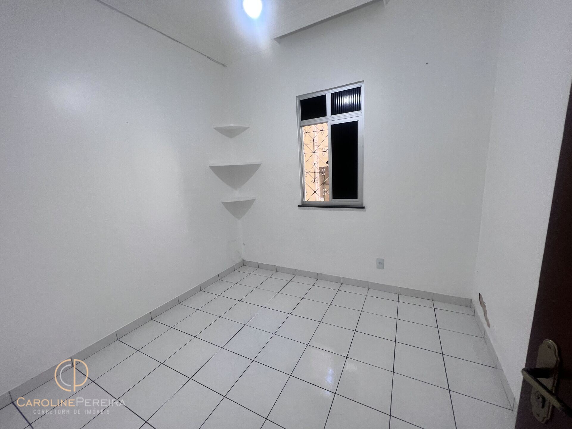 Casa à venda com 3 quartos, 265m² - Foto 4