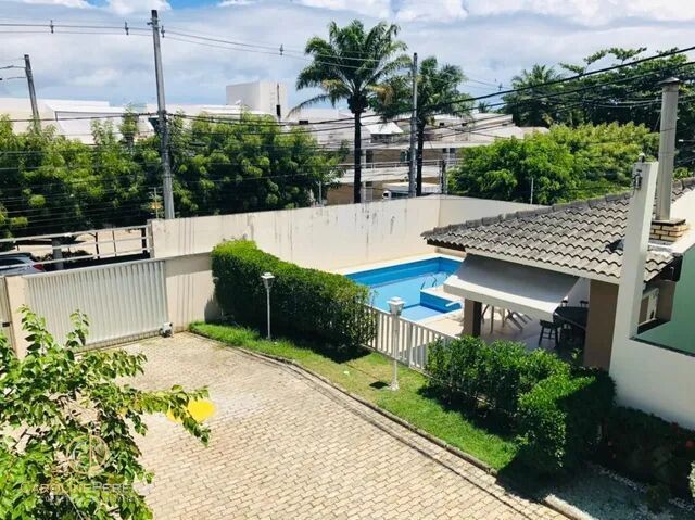 Casa à venda com 4 quartos, 140m² - Foto 18
