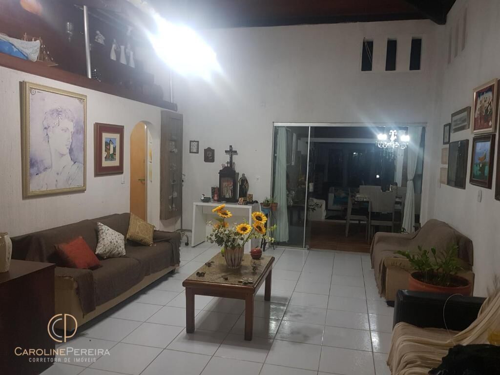 Casa à venda com 4 quartos, 30m² - Foto 13