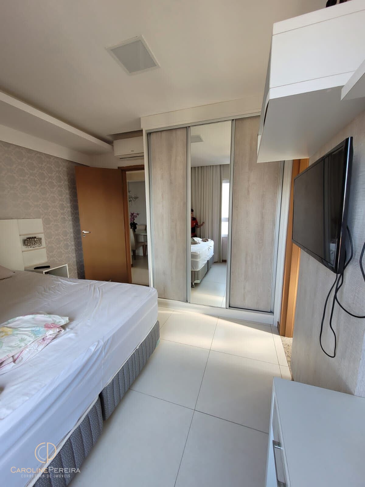 Apartamento à venda com 2 quartos, 83m² - Foto 2