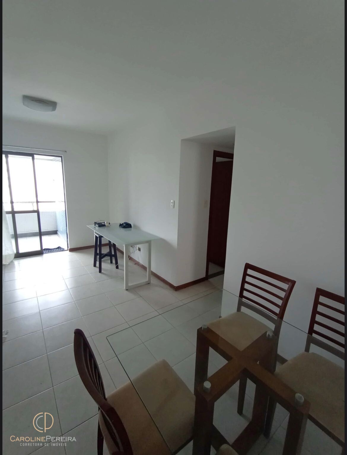 Apartamento à venda com 2 quartos, 72m² - Foto 3