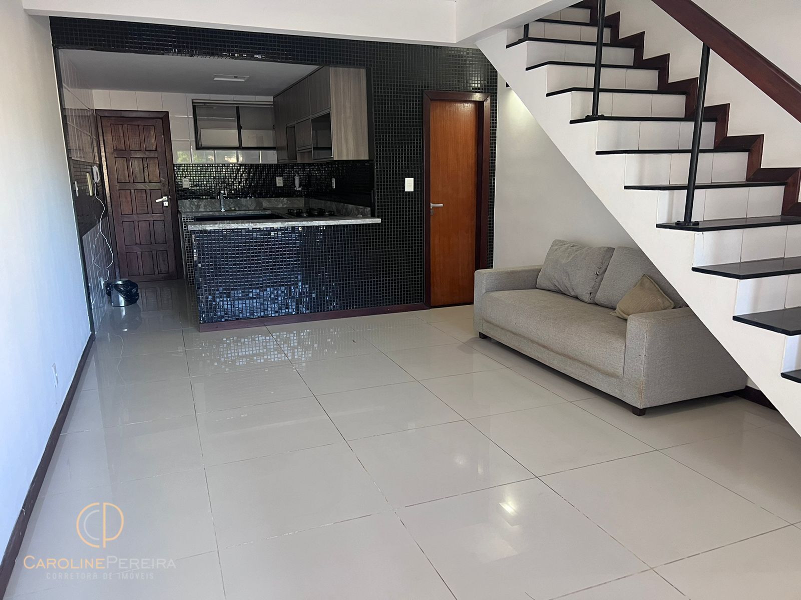 Sobrado à venda com 2 quartos, 61m² - Foto 4