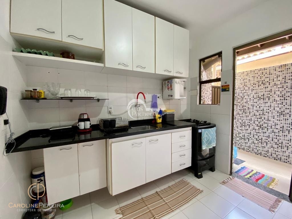 Casa à venda com 4 quartos, 200m² - Foto 6