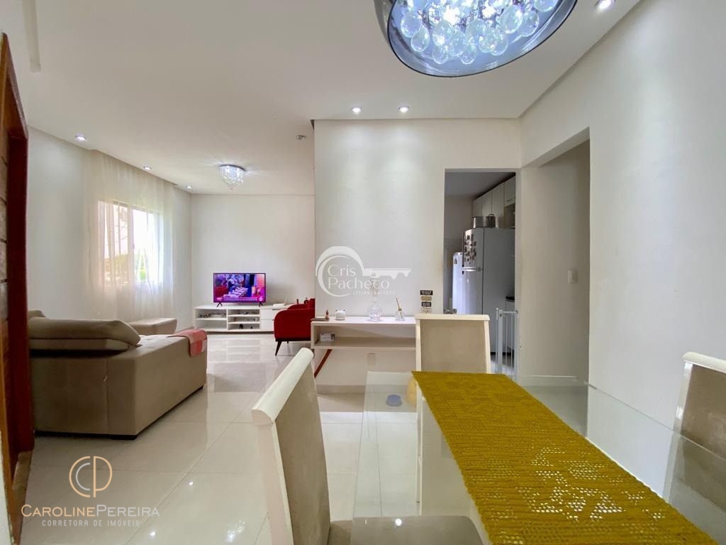 Casa à venda com 4 quartos, 200m² - Foto 5