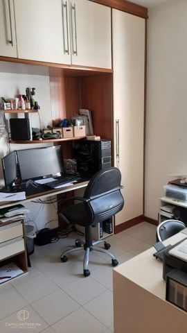 Apartamento à venda com 3 quartos, 125m² - Foto 7