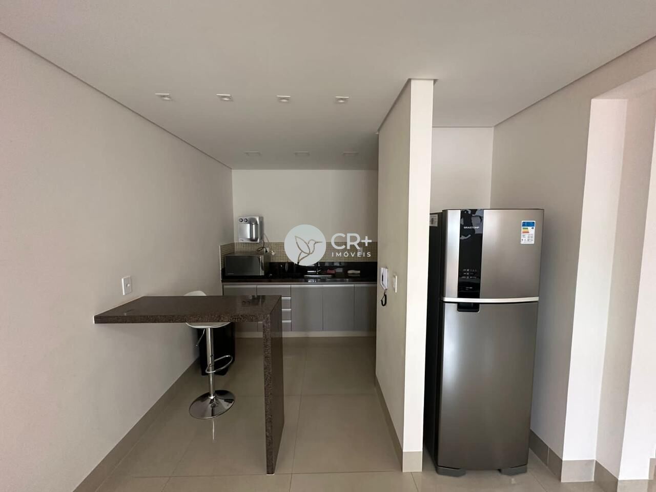 Apartamento à venda com 2 quartos, 64m² - Foto 8