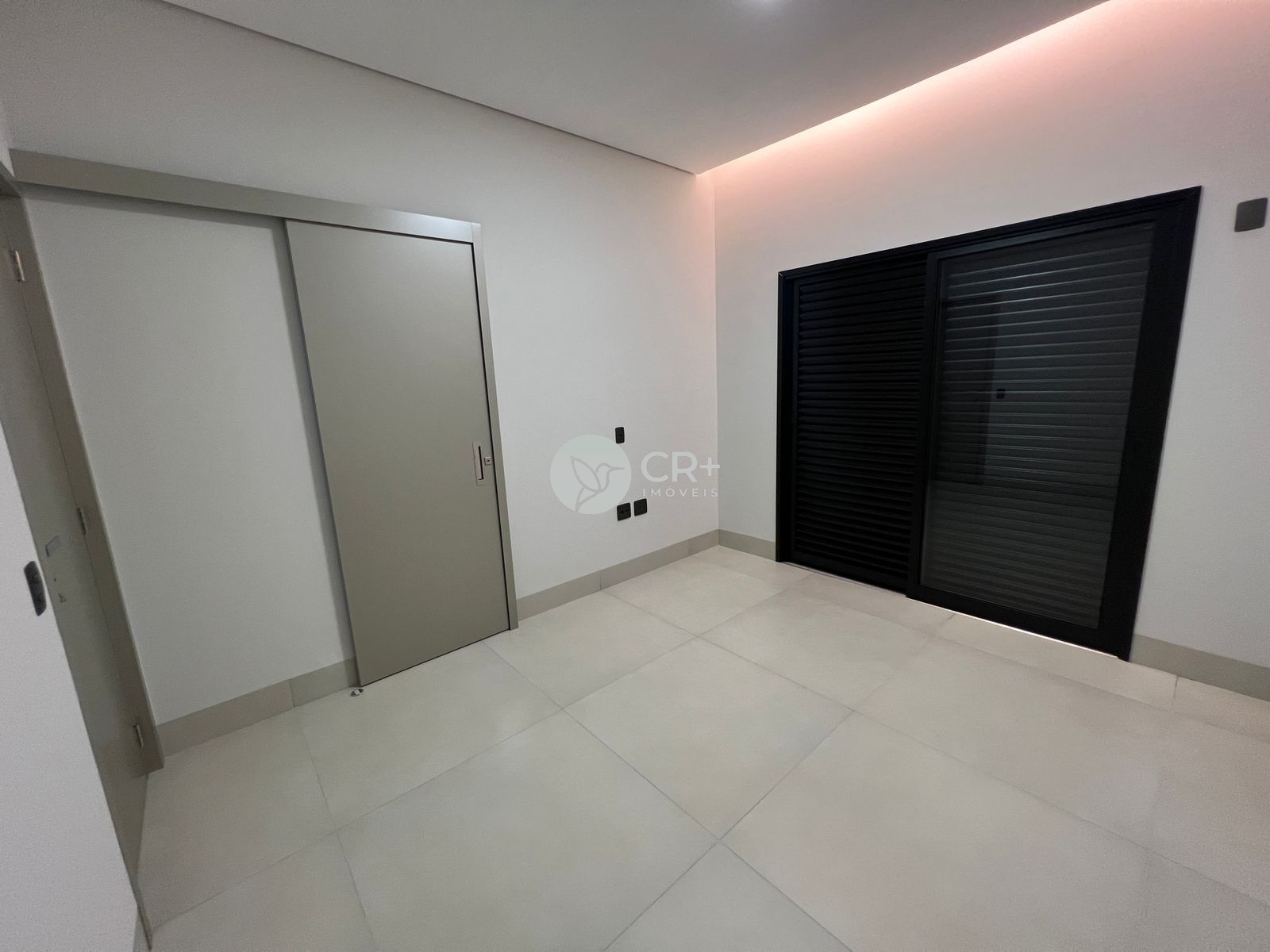 Casa à venda com 3 quartos, 245m² - Foto 16