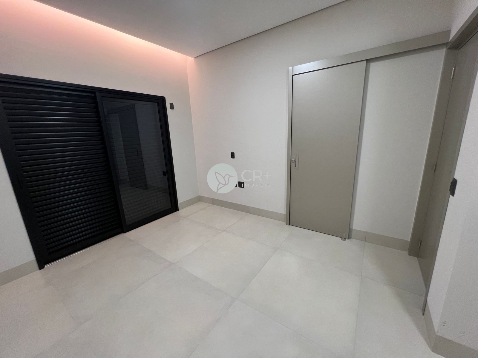 Casa à venda com 3 quartos, 245m² - Foto 18