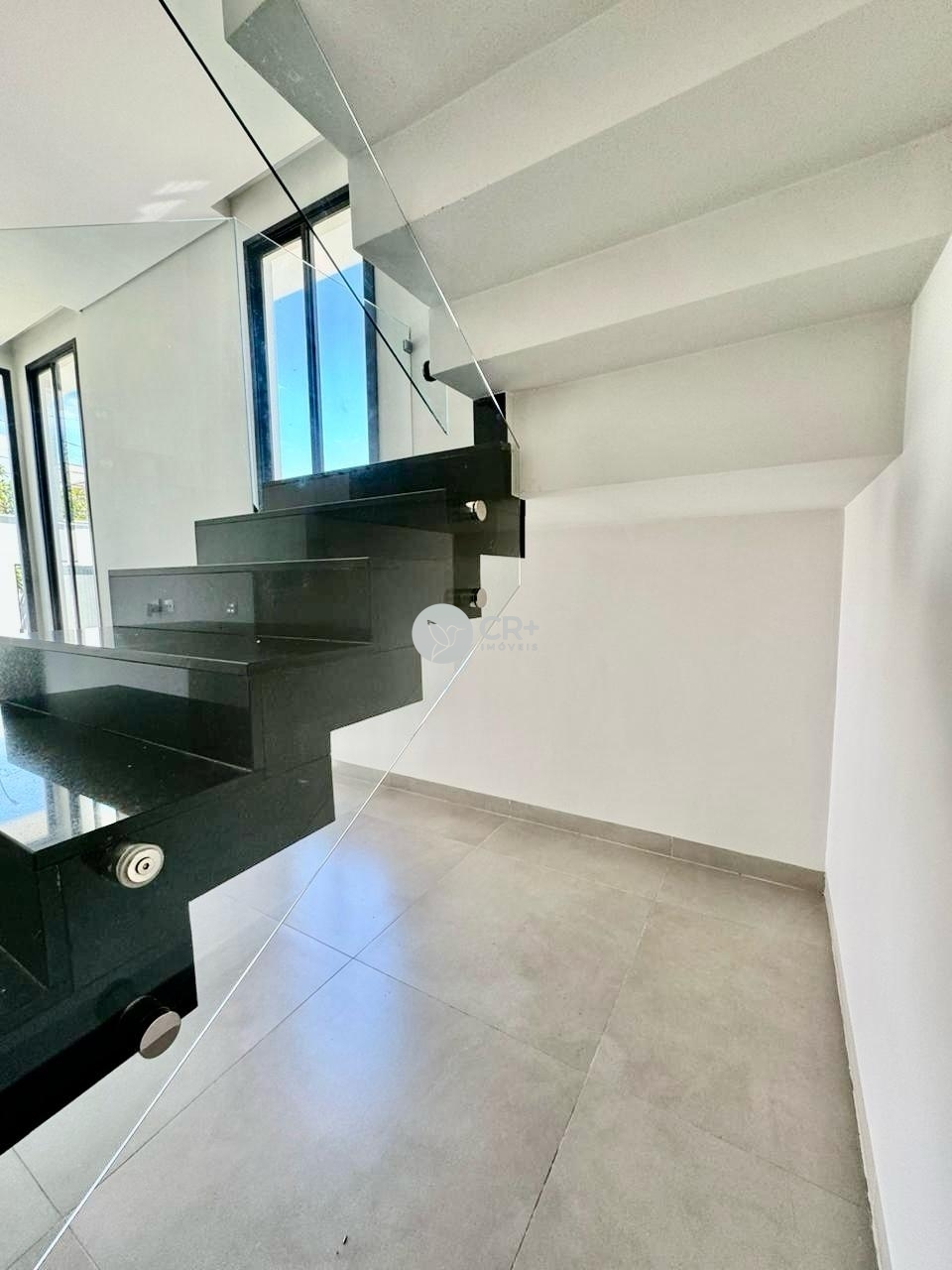 Casa à venda com 3 quartos, 165m² - Foto 3