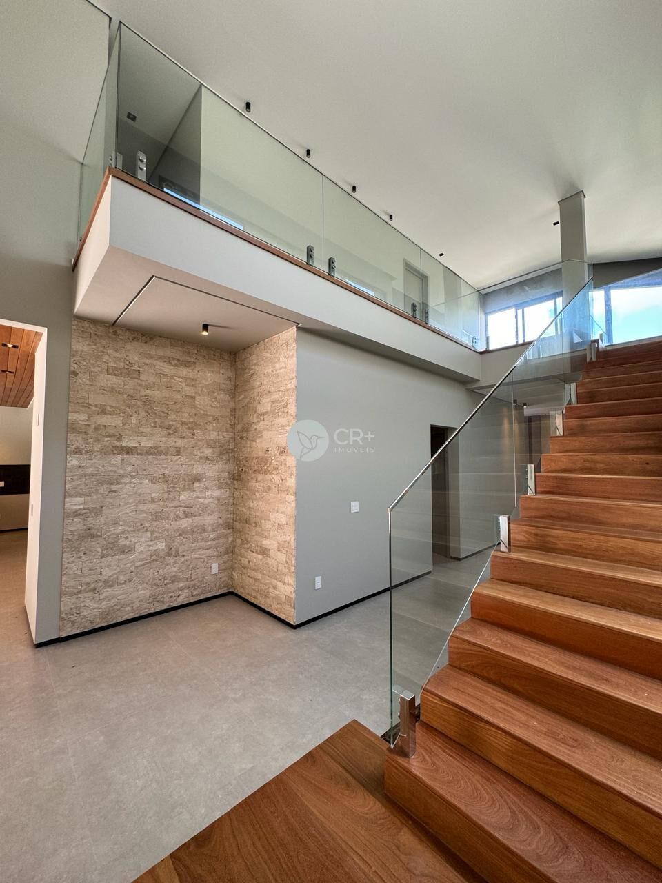 Casa à venda com 5 quartos, 375m² - Foto 2