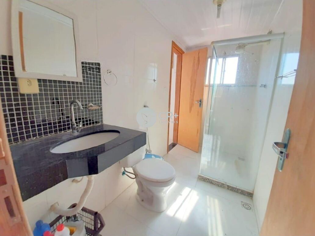 Casa à venda com 5 quartos, 247m² - Foto 18