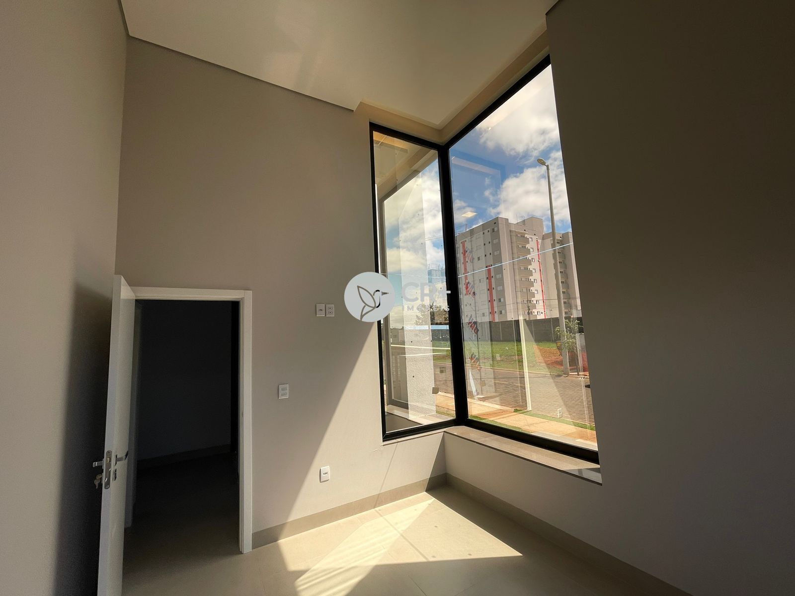 Casa à venda com 4 quartos, 252m² - Foto 12