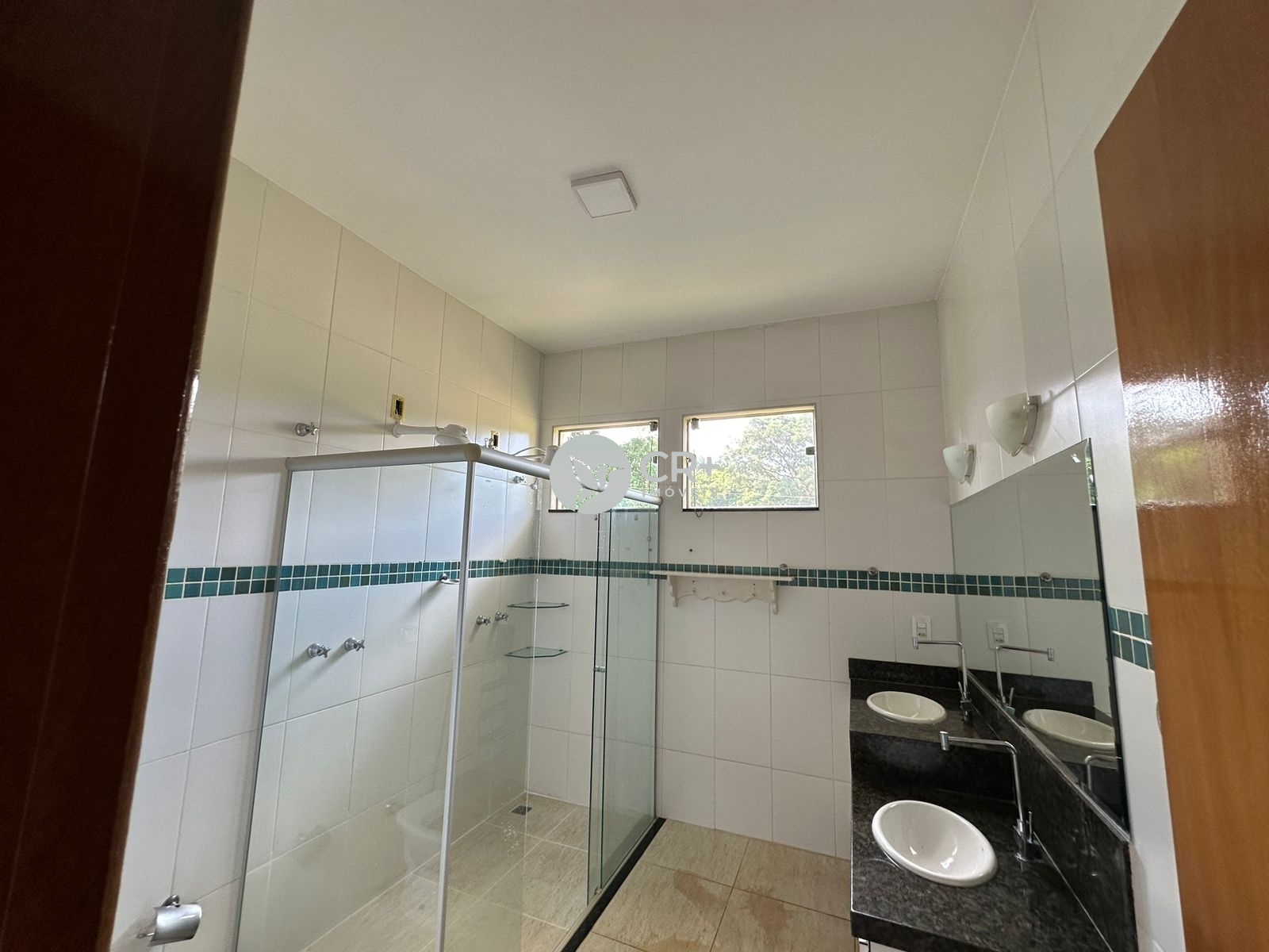 Sobrado à venda com 5 quartos, 2500m² - Foto 15