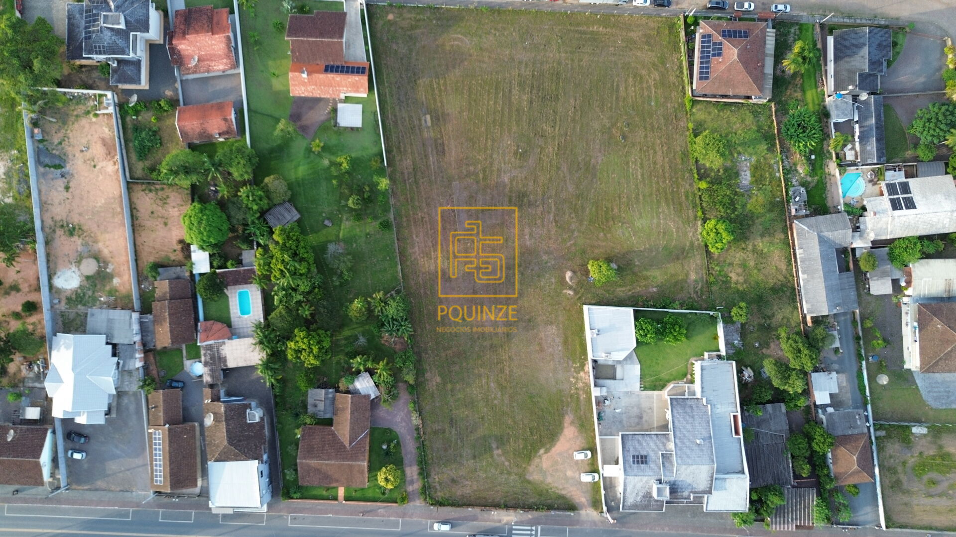 Terrenos amplos e planos no centro de Ascurra - foto 1