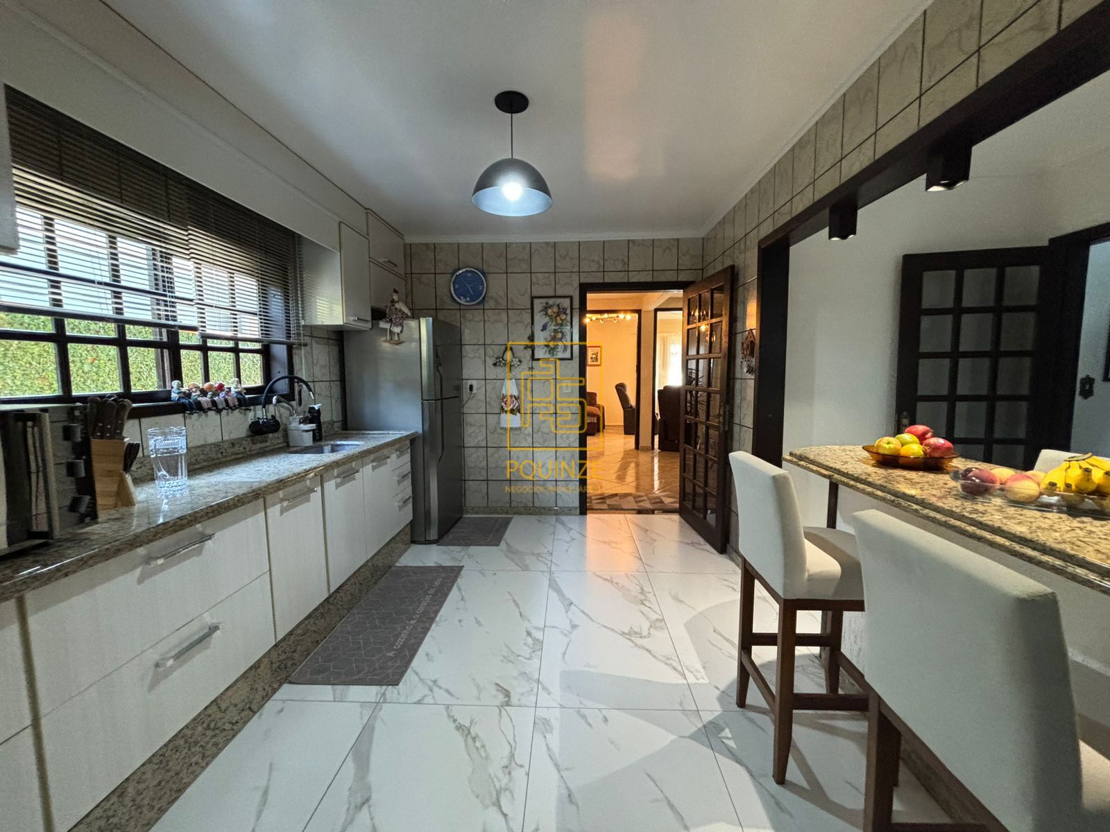 EXCLUSIVIDADE!! Belíssima casa com piscina e área de lazer completa em área nobre de Timbó — foto 7