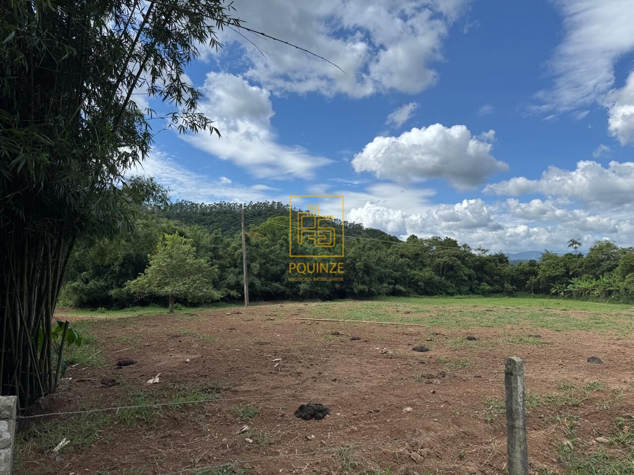 Terreno amplo em Ascurra, no bairro Guaricanas - foto 1