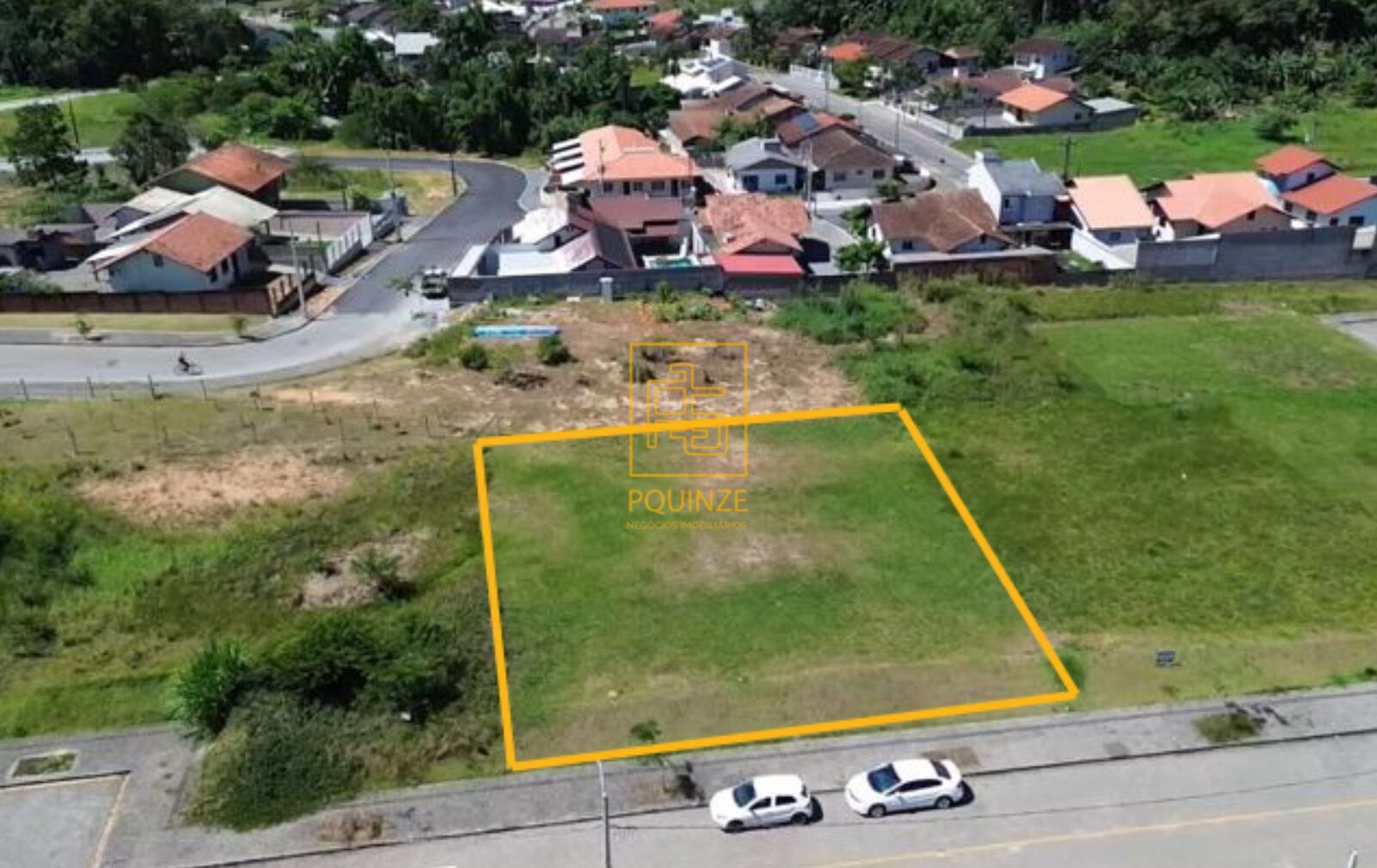 Terreno com 12 metros de frente no bairro Quintino - foto 1