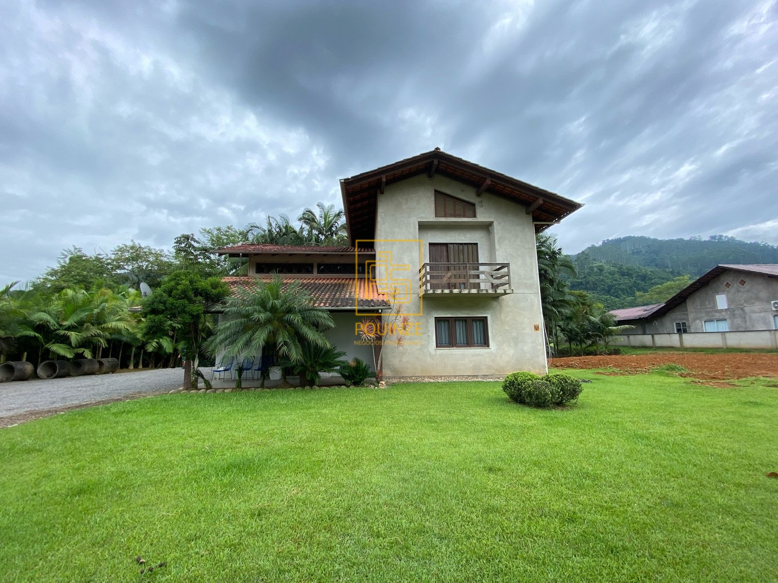 Casa de 2 pavimentos com ponto comercial - foto 1