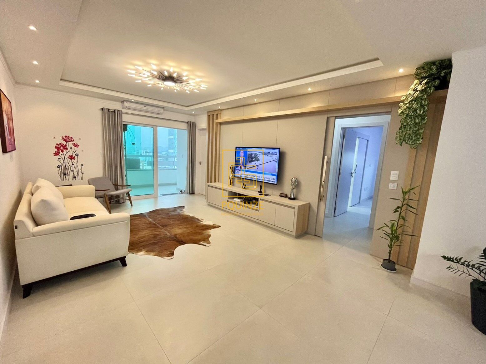 Viva com estilo e conforto em um apartamento mobiliado no bairro Nações - foto 1