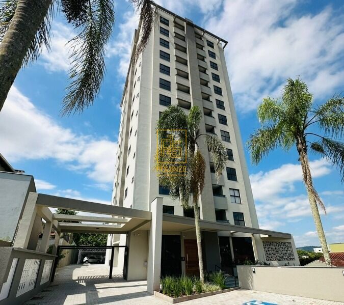 Apartamento semi mobiliado em excelente localização - foto 1