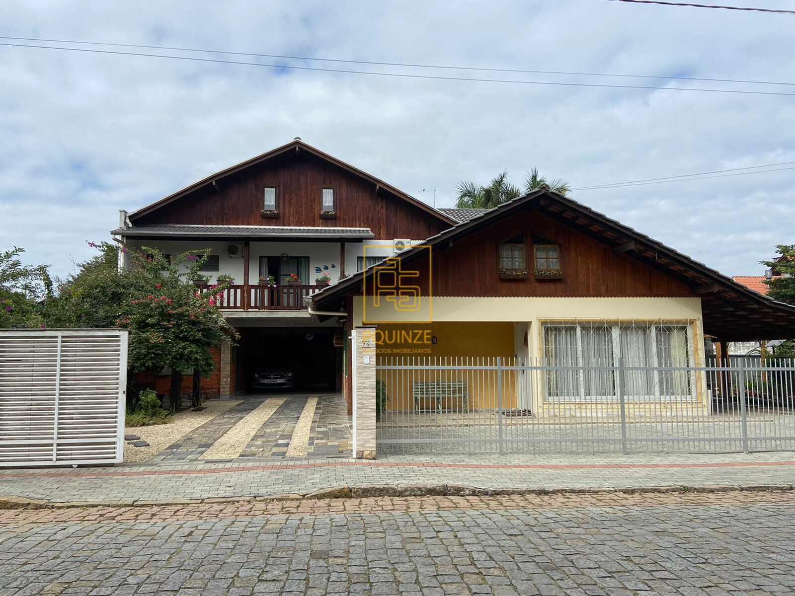 CASA NO CENTRO DE TIMBÓ! - foto 1